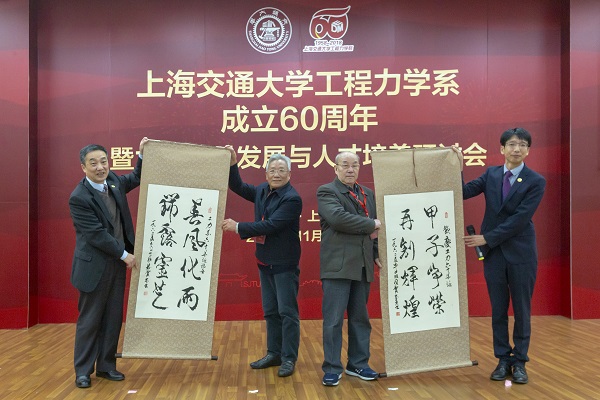 1542539080130997.jpg K68A4418.jpg